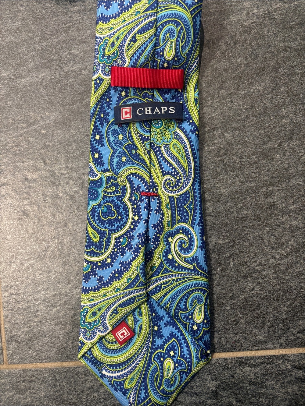 CHAPS paisley tie